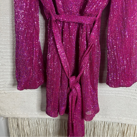 HELLO MOLLY hot pink sequin Static Memory mini dress 4 Taylor Swift - Picture 8 of 9
